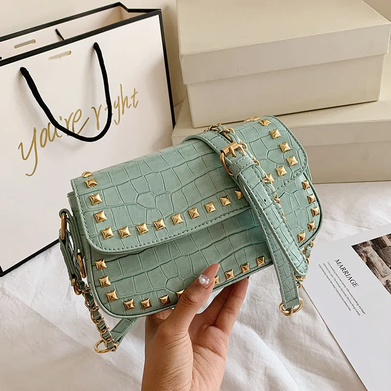 

Сумка женская через плечо, с заклепками и цепочкой, с каменным узором, 2020