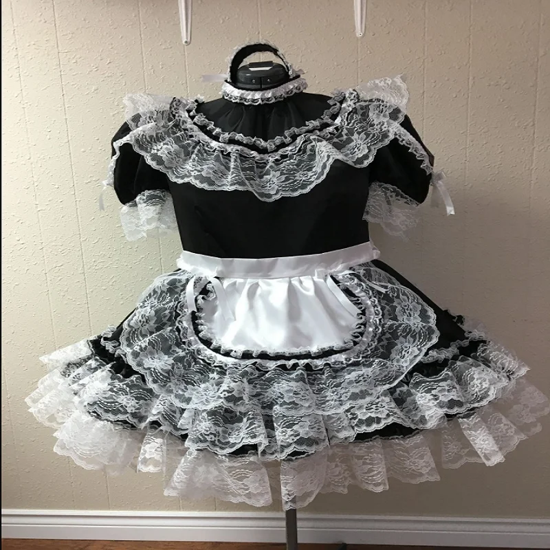 Взрослый закрываемый костюм французской горничной с рюшами и брюками-пеленками и оголовьем, настраиваемый.