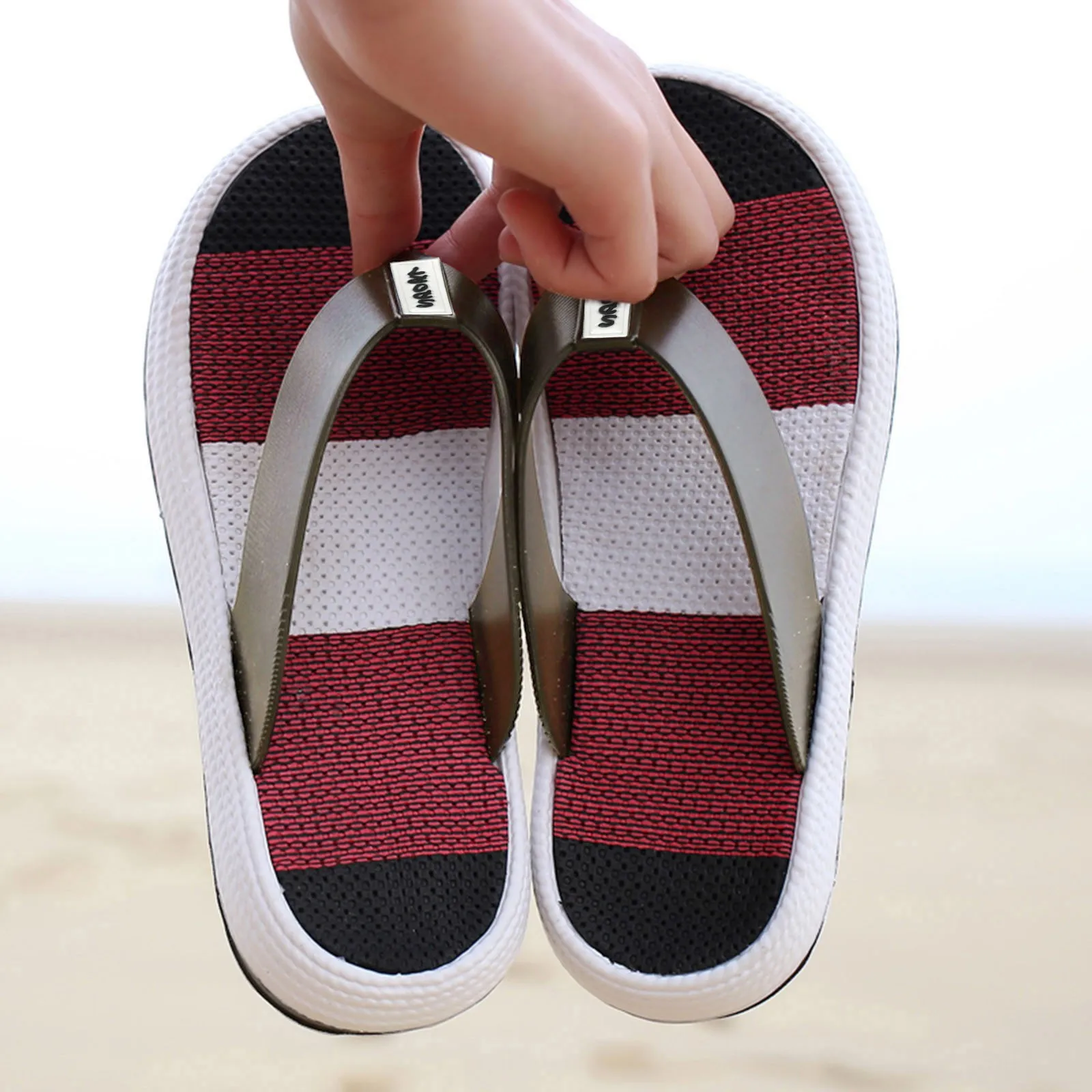 Шлепанцы женские на толстой подошве пляжная обувь танкетке Нескользящие плоская