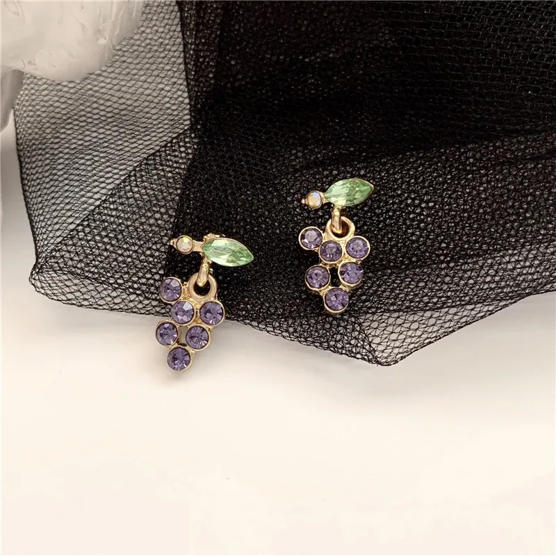 Женские серьги-гвоздики из цинкового сплава серьги-пусеты с застежкой на спине |