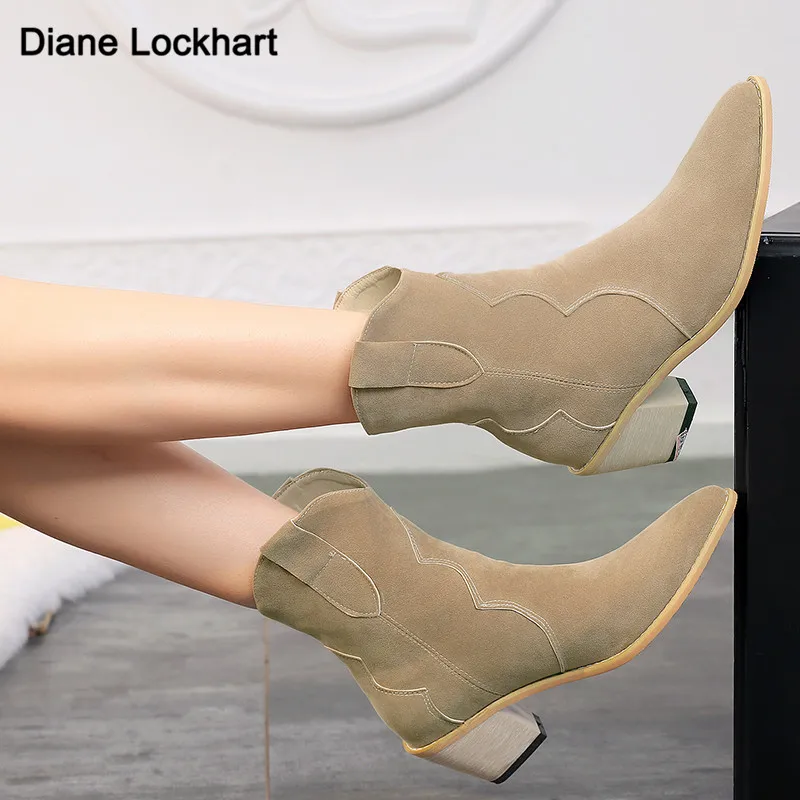 

2021 Female Western Cowboy Boots Women Flock Square High Heels Short shose Cowgirl Booties Ankle botas Cossacks Shoes Apricot