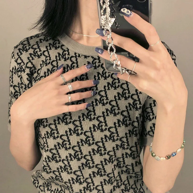 

Korean Butterfly Chain Bracelet Phone Case For iPhone 12 mini XR X XS Max 7 8 Plus 11 Pro Max SE 2020 TPU Shock Proof Back Cover