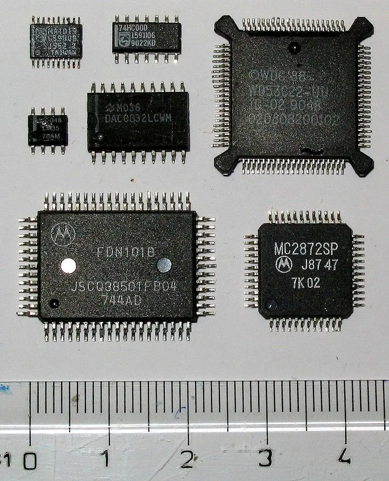 Микросхема LM1036N|Интегральные схемы| |