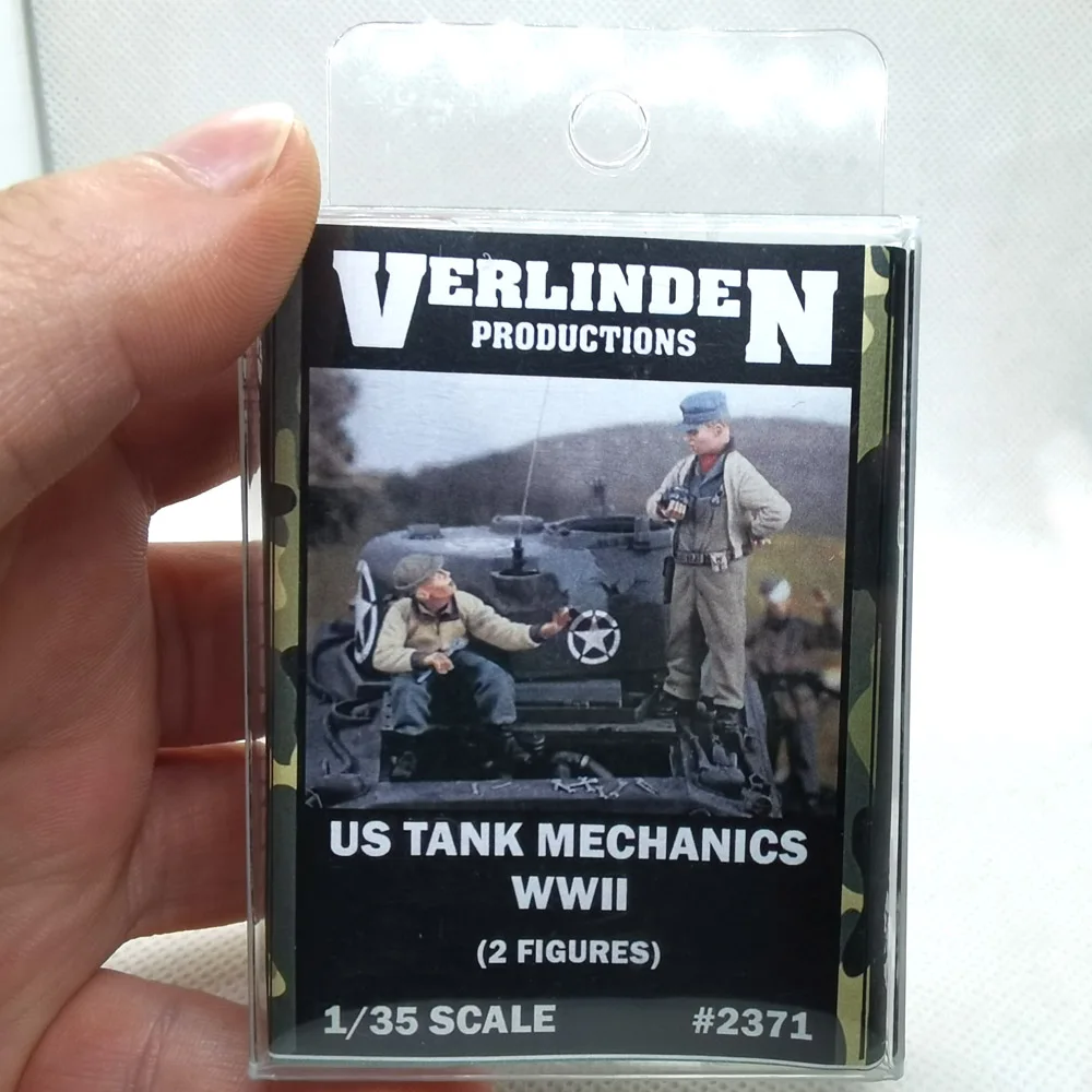 

1/35 US Tank Mechanics WWII (2 Figures/Set) VERLINDEN #2371 Resin Kits Unassembled Uncolored
