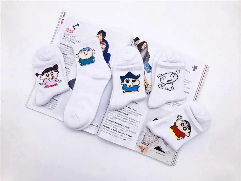 Новые милые Носки с рисунком Crayon Shin Chan, женские хлопковые крутые короткие носки с героями мультфильмов, хипстерские носки для скейтборда, забавные женские носки