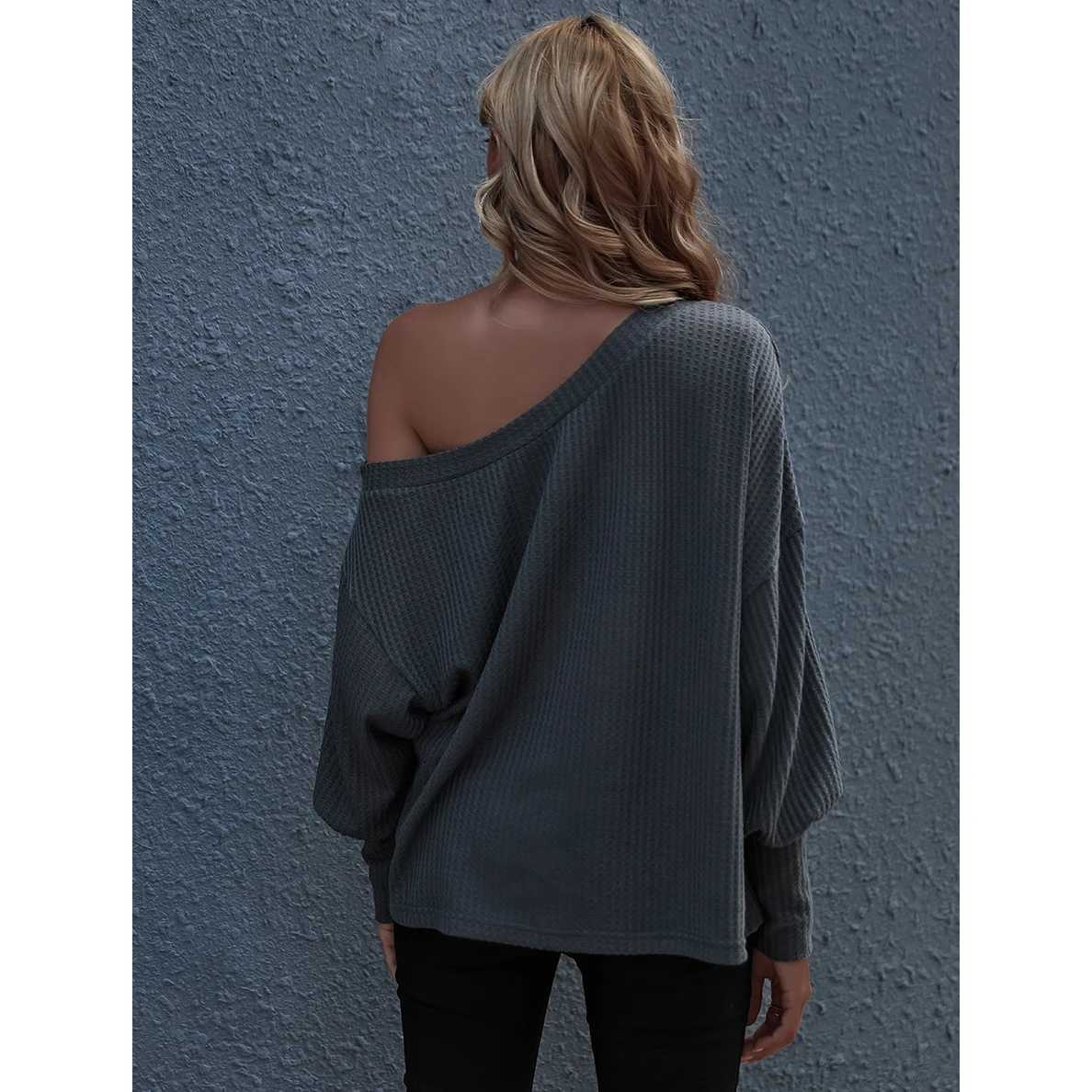 

New Women'S Autumn Off-The-Shoulder Sweater Pure Color Temperament Loose and Thin Oblique Collar Knitwear Gray