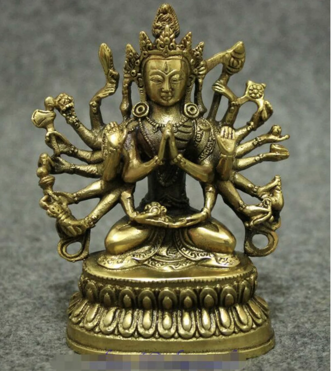 Tibet Buddhism Brass 18 Hand Maha Cundi Mother Guanyin Bodhisattva Buddha Statue