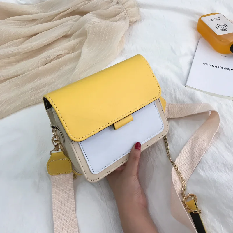 

Лидер продаж, небольшая квадратная сумка из искусственной кожи с цепочкой, женская, новинка 2021, Корейская версия, Сумка с клапаном контрастн...