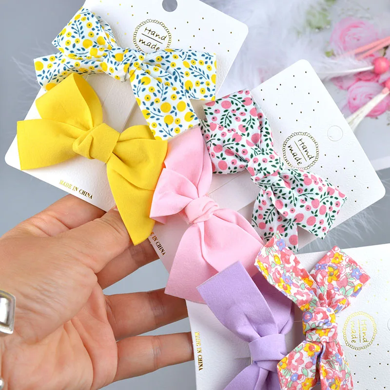 

2Pcs Korean Children Simple Cute Flower Hairpins Fashion Sweet Girl Princess Fabric Plaid Bow Hair Clips Hair Accessories