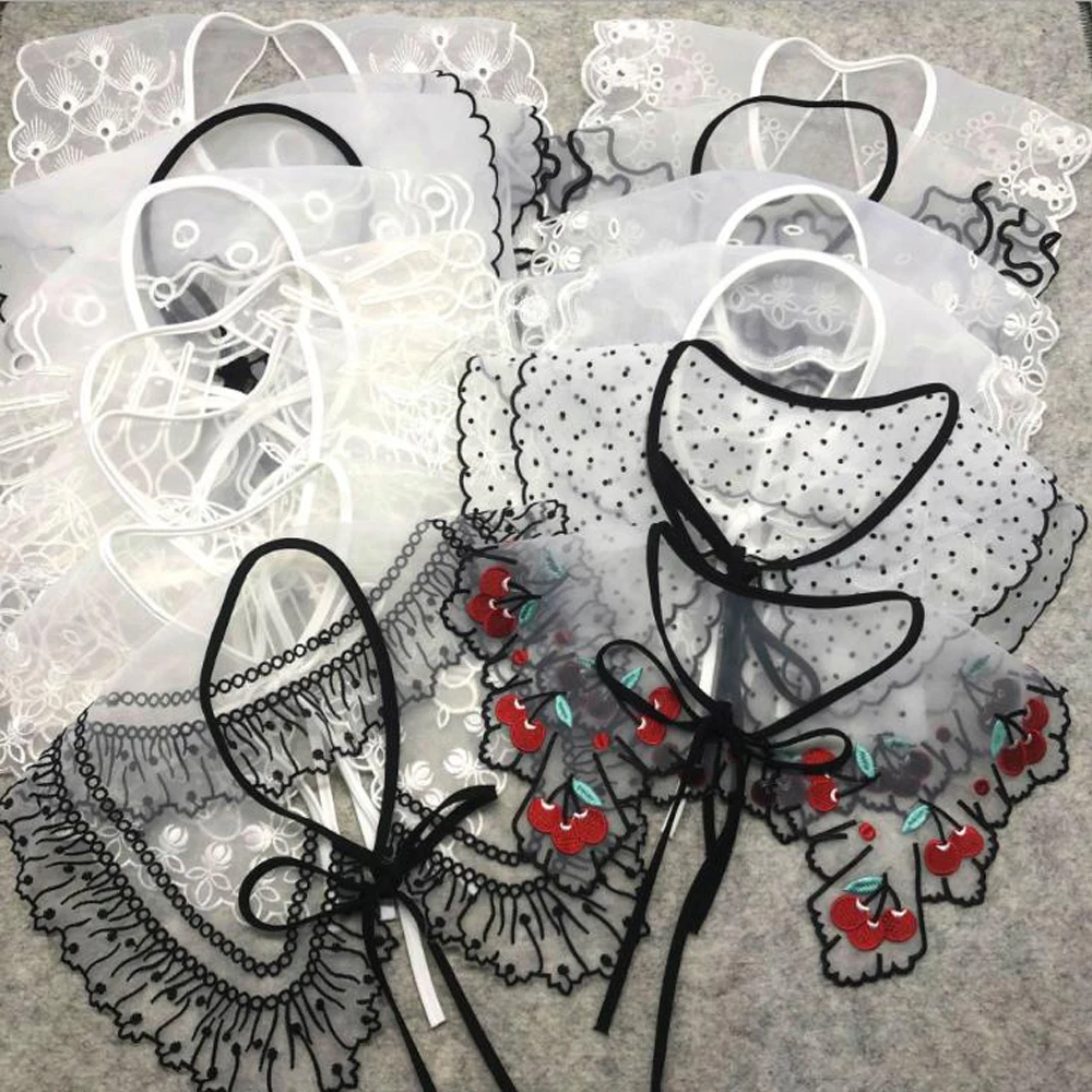 

Women Lace Fake Collar For Shirt Detachable Collars Blouse Cloud Shoulder Doll Collar Mesh Embroidery Hollow False Collar