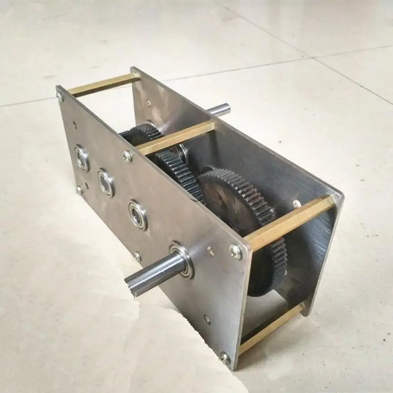 Hand crank generator speed increasing gear box wind hydraulic transmission gear set gearbox reduction box