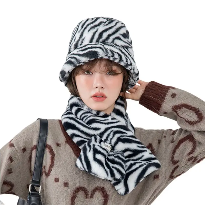 

Wholesale Women's Faux Fur Scarf With Buckle Hat Leopard Warm Soft Furry Shawl Wrap And Beanies Fluffy Neck Warmer Scarves Set