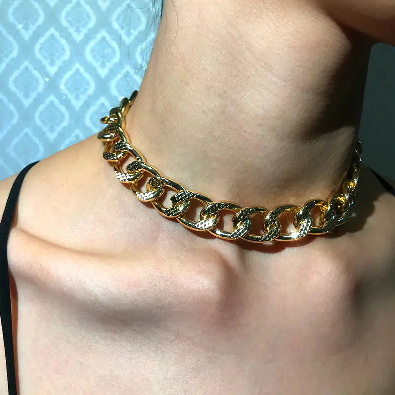 Плоское увеличенное чокер с массивной цепью ожерелье s-образным воротничком для