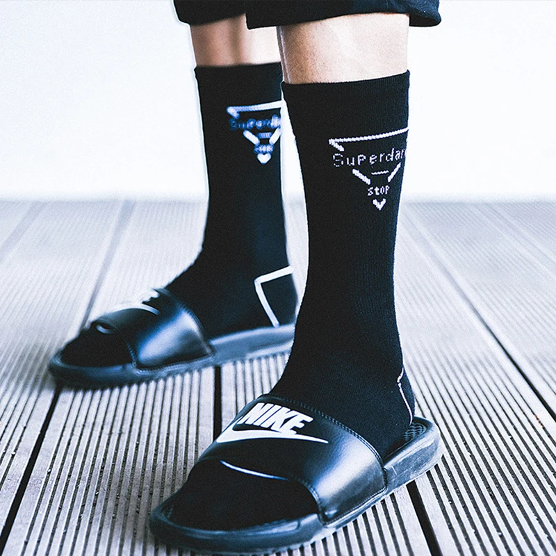 

Men's Socks Korean style Hip Hop Street Skateboard Fashion Sports Letters Tide Brand Men and Women Couples Cotton Socks Crew