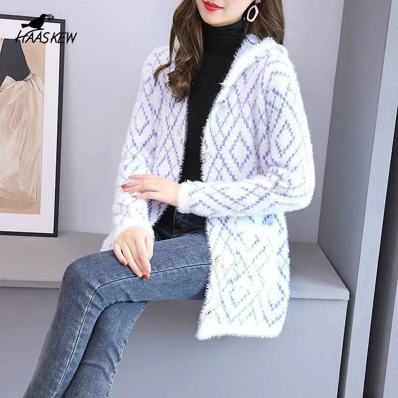 

HAASKEW Autumn Knitted Jacket Women's Hooded Full-sleeve Sweater Pocket Button To Keep Warm Spring And Autumn Casual Cardigan