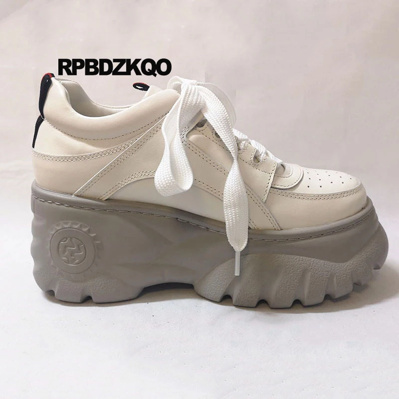 Женские дизайнерские туфли с круглым носком криперы на платформе толстая