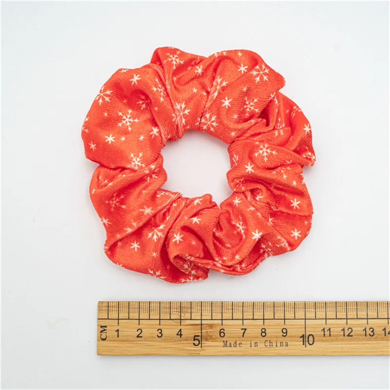 

Christmas Hair Scrunchies Women Cute Cartoon Flannel Hair Rope Ties Elastic Hair Band Ponytail Holder Girl Xmas Hair Accessories
