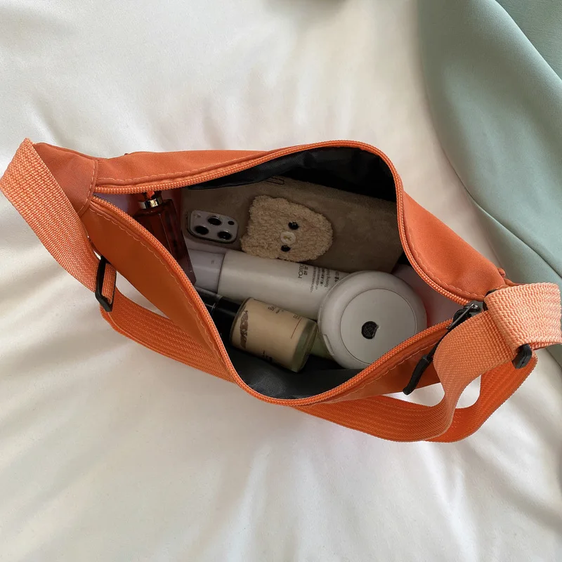 

Casual Solid Color Nylon Hobos Bags For Women Large Capacity Travel Shoulder Crossbody Bag Simple Half Moon Female Chest Bag