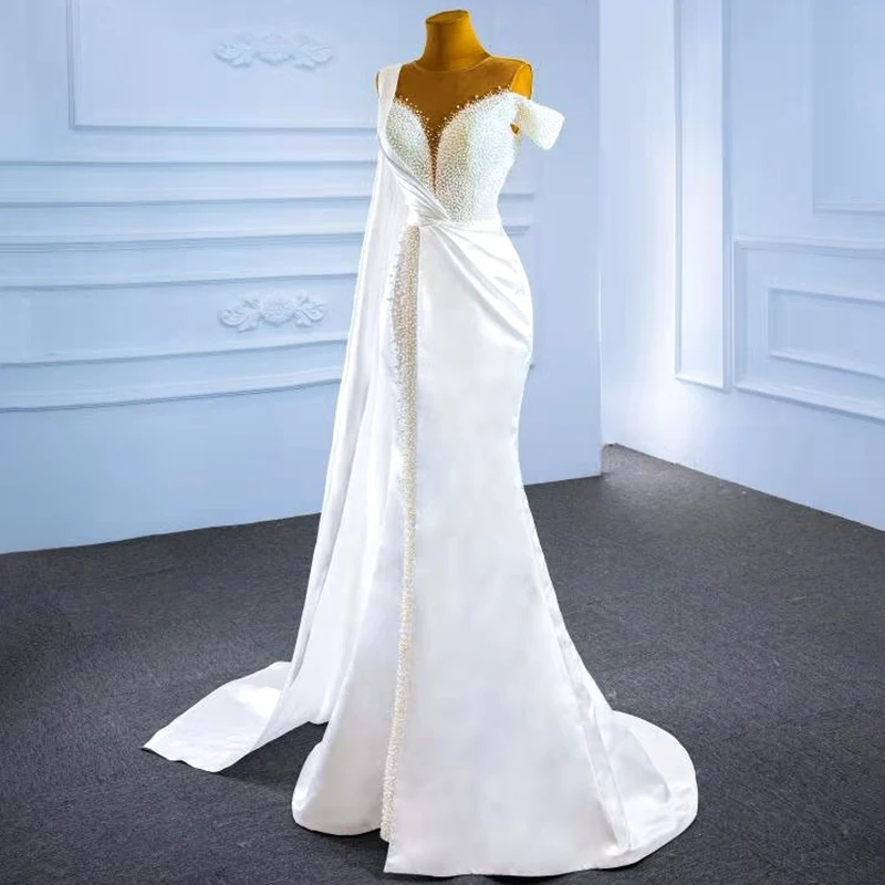 RSM67238 Elegant Slim-fit White One-shoulder Short-sleeved Fishtail Banquet Party Dress 2021 Beaded Deep V-neck Floor Dress