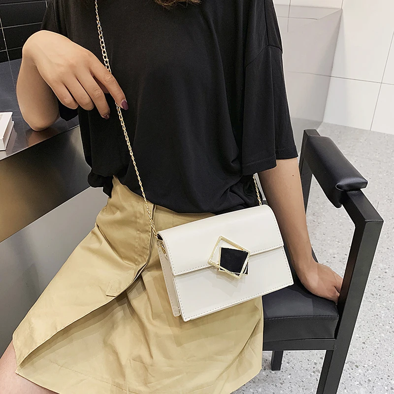 Модная маленькая сумка через плечо для женщин 2019 мини из искусственной кожи на одно мессенджер с цепочкой