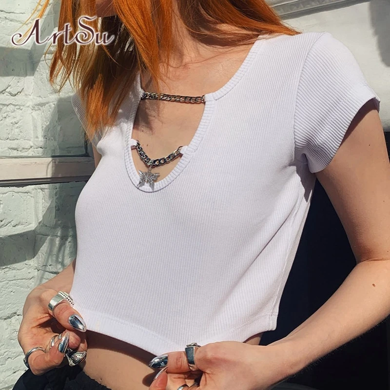 УКОРОЧЕННЫЙ ТОП ArtSu цепь с плетением бабочка белая Базовая футболка повседневная