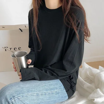 

2021 NEW FASHION WOMEN Spring and autumn loose long-sleeved T-shirt with a bottoming shirt and round neck