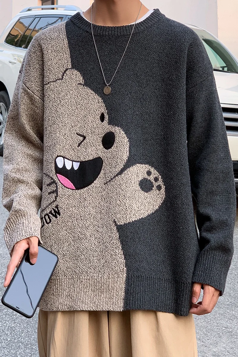 

Autumn and Winter Japanese sweater men's loose Korean fashion personality bear wool sweater plus velvet thickened sweater