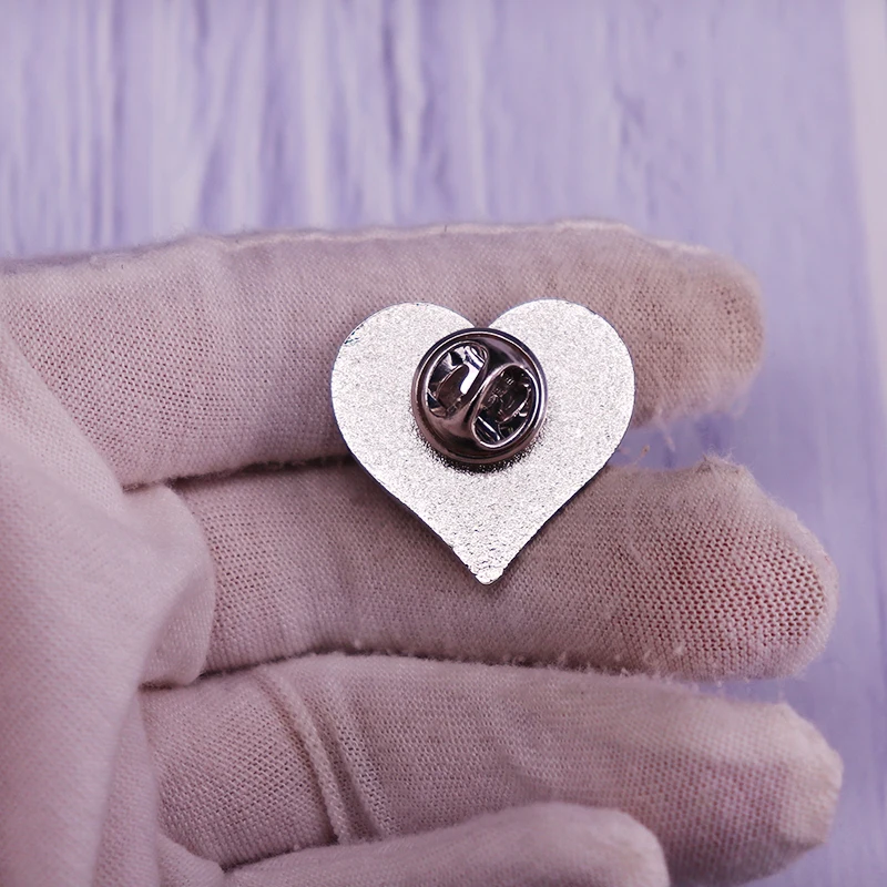 Я люблю горячих мам брошь в виде смешного юмора