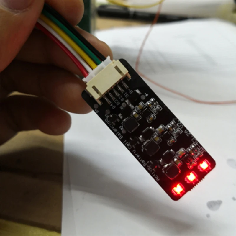 Active equalizer energy transfer board 2-17 series inductor / capacitor transduction 1.2A-5A high current equalization mode |