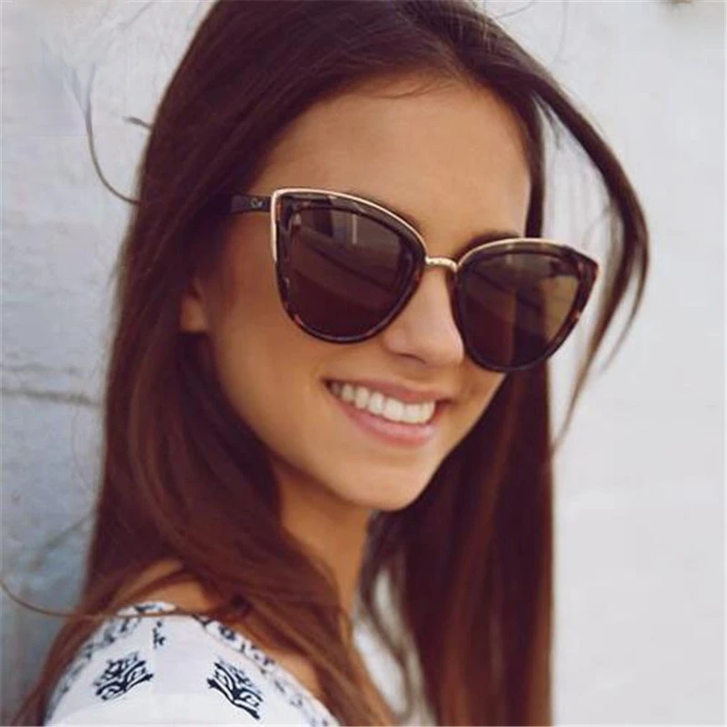 

2021 New Fashion Cateye Sunglasses Women Vintage Metal Eyewear For Women Mirror Retro Shopping Oculos De Sol Feminino UV400