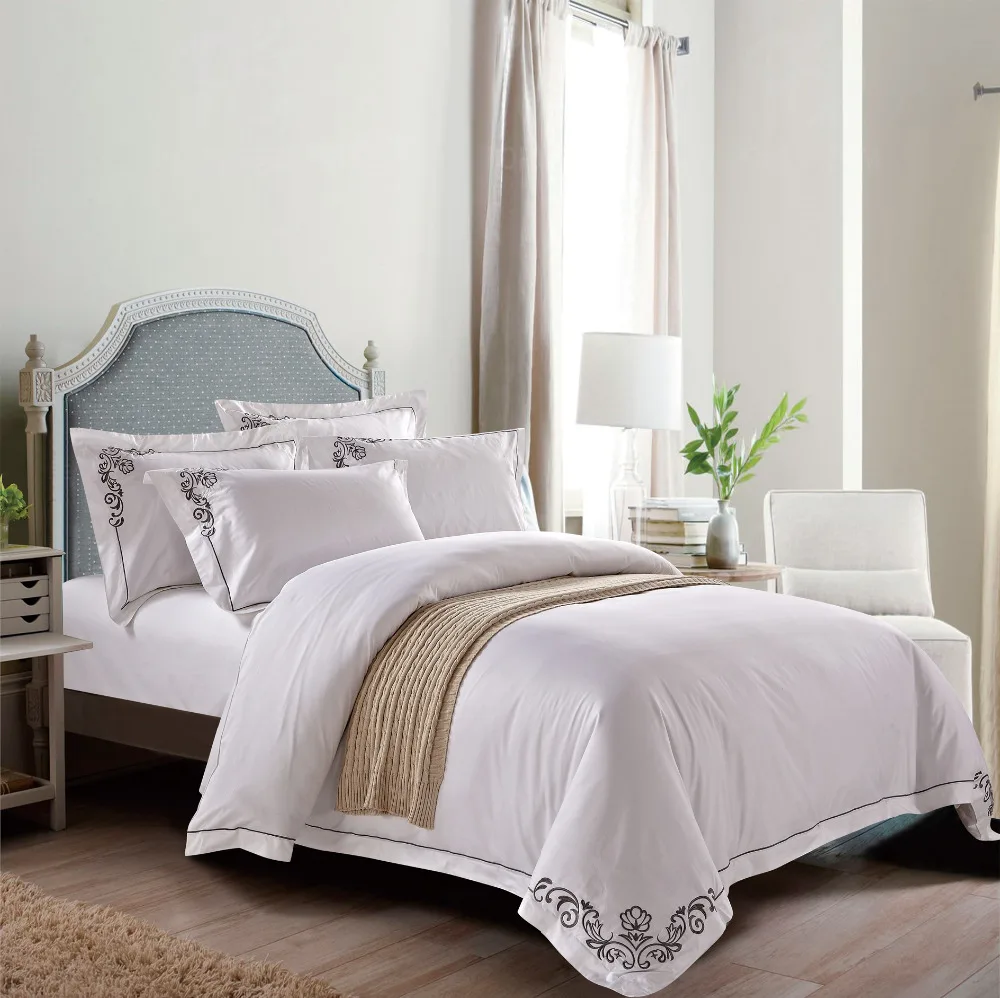 

Cotton home Hotel Bedding Set sWhite Luxury Satin Strip Bed Line Four pieces sheet duvet cover&2 pillowcases100%
