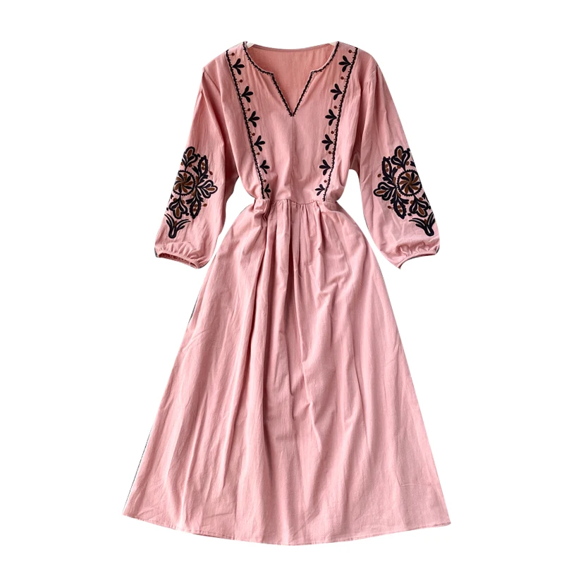 

Bohemian Retro Embroidery V-neck High Waist Slim Trip Holiday Dress 2020 New Women Elegant Vestidos M803