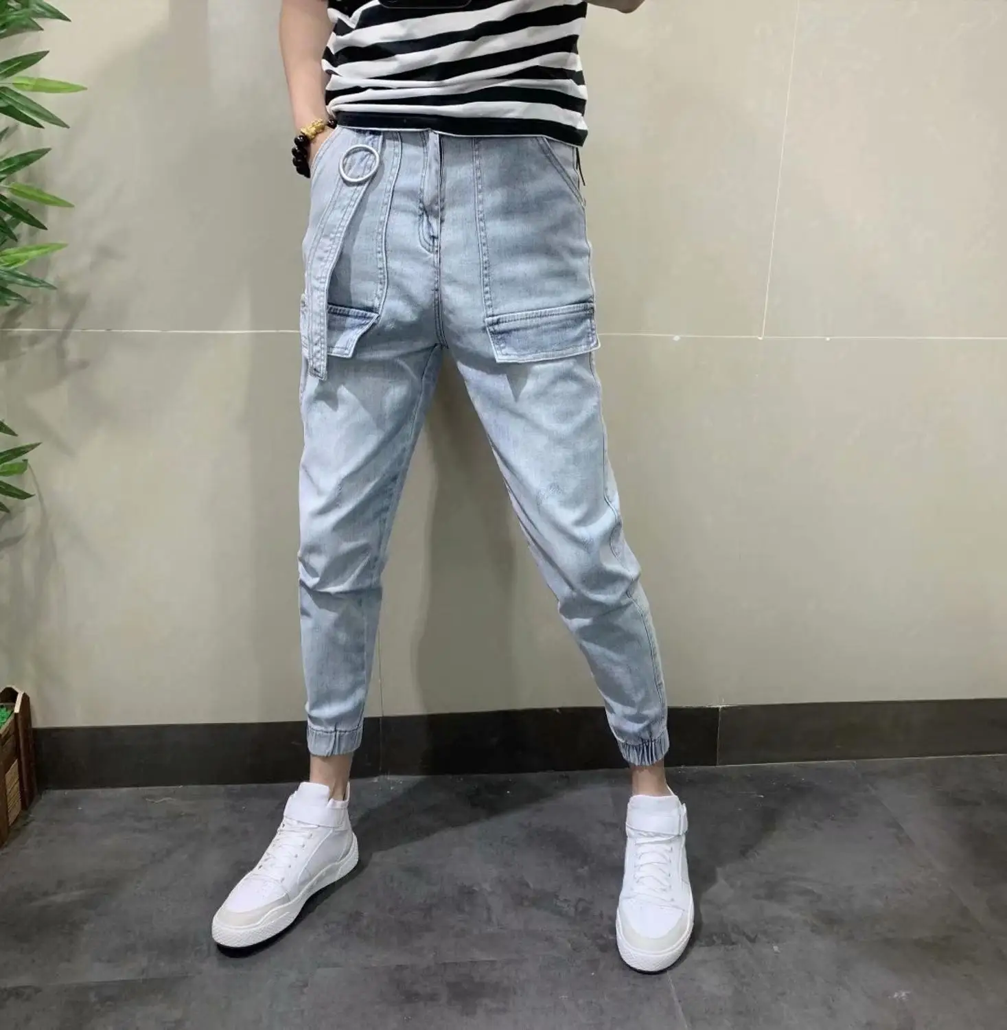 

2021 2020 Fashion Casual hip hop Light blue denim youth men's youth mid-rise contrast color skinny men's ankle length jeans