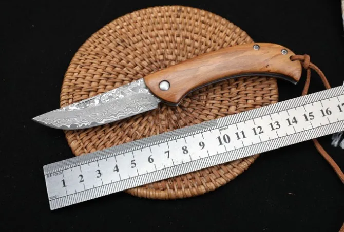 

Outdoor Mini Wooden Handle Classic Folding Knife Damascus Blade Hunting Knives Jungle Survival Combat Gadget EDC Gift Knife