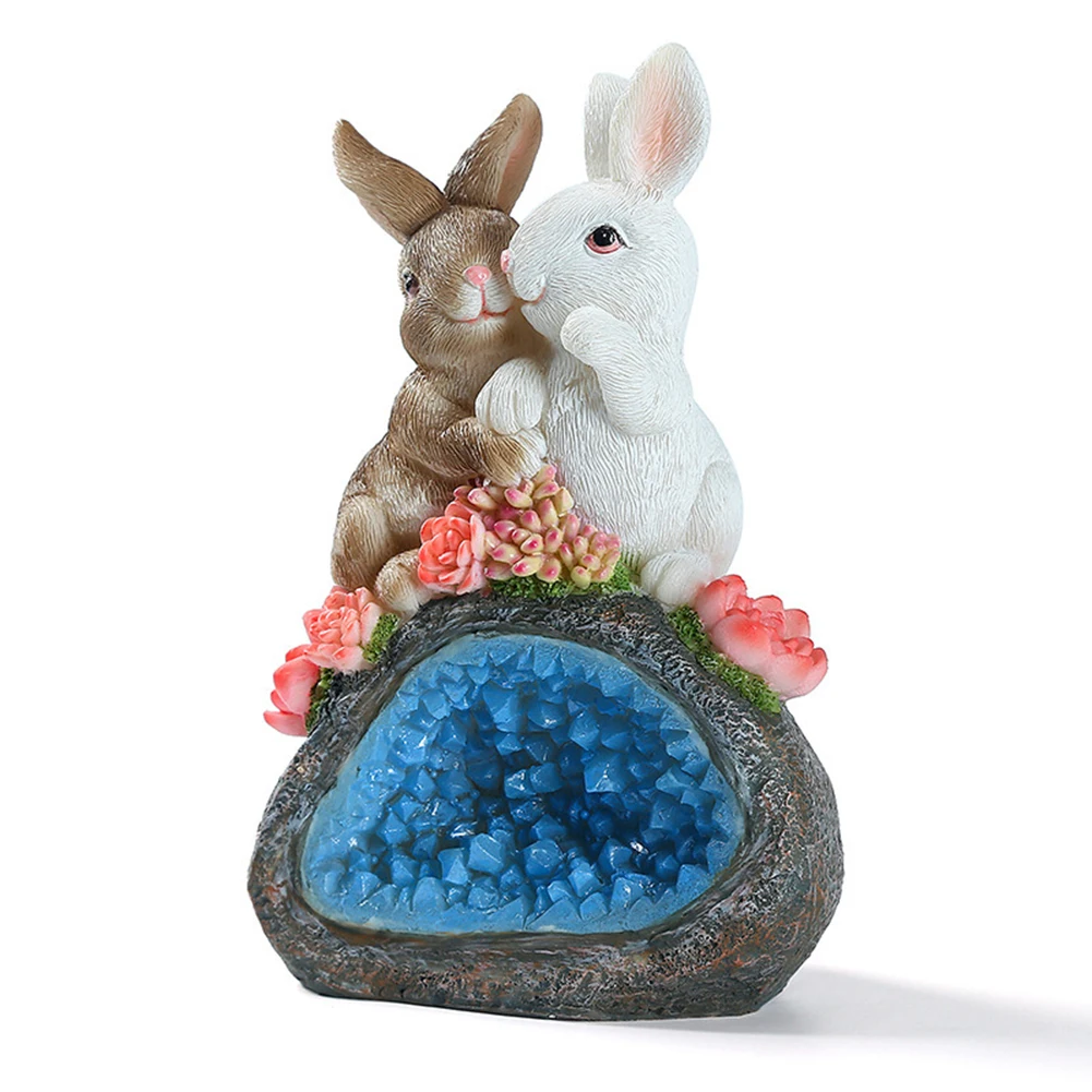 

Resin Cartoon Animal Decorative Craft LED Solar Rabbit/Squirrel Lovers Shape Light Figurine Yard Art Craft Miniature