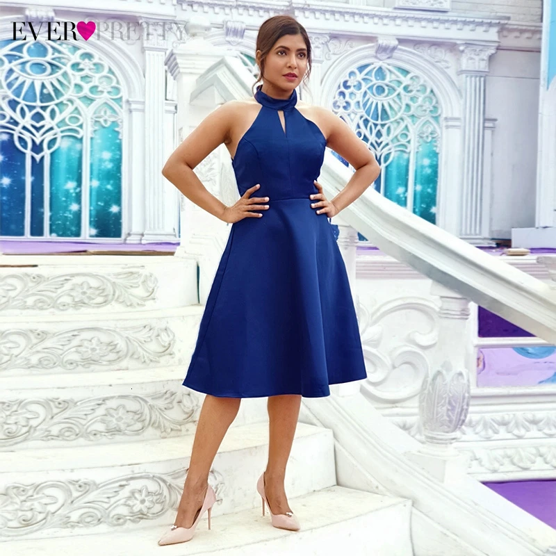 Сексуальные атласные Короткие коктейльные платья Ever Pretty A-Line Холтер без рукавов Простые дешевые вечерние платья Vestidos De Coctel