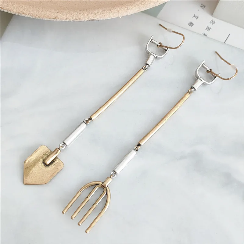 

European and American Old Matte Shovel Fork Asymmetric Long Earrings for Women
