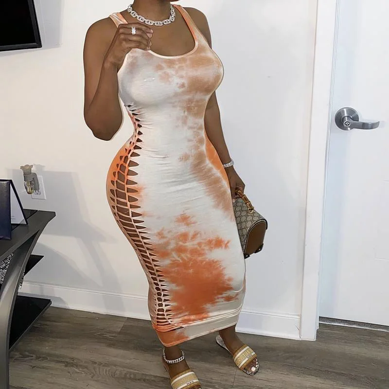 Летнее женское платье на бретелях с принтом в виде галстука бабочки длинное