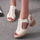 Новинка; Римские сандалии с открытым носком на толстом каблуке; Летние женские сандалии на среднем каблуке с вырезами; Модель 2021 года; R5