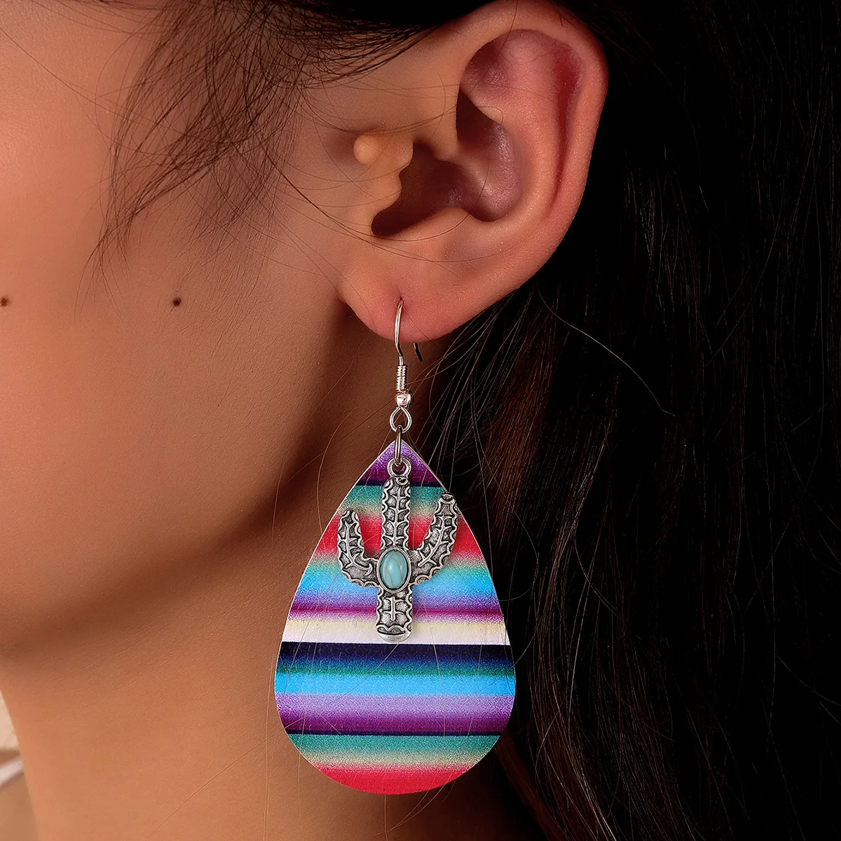

2021 Wholesale European and American Retro Rainbow Color Double-sided Leather Alloy Cactus Drop Leather Earrings