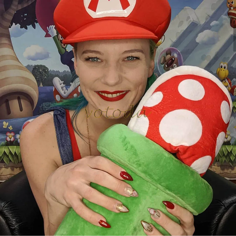 

Плюшевые тапочки с цветочным рисунком Cannibal, милая мультяшная игрушка, пушистый дом, горка грибов, Хэллоуин, косплей, пиранга, мужская и женск...