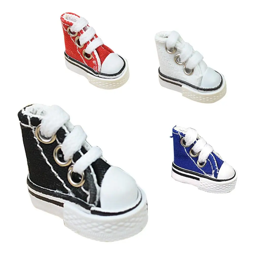 

Mini Finger Shoe Skate Board Shoe Figure Girl Babie Doll Accessories Shoe Finger Dance Finger Board Toys Children Kid Adult Gift