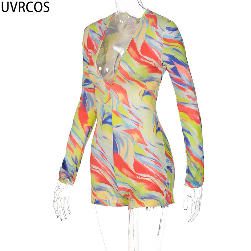 

UVRCOS Combinaison Short Femme Summer 2021 Long Sleeve Sexy Cleavage Hollow Out Deep V Neck Skinny Print Rompers Womens Jumpsuit