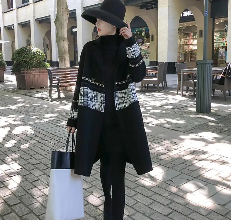 

Mid-length women's stitching woolen coat autumn winter warm loose lapel woolen coat solid color retro black robe coat outdoor