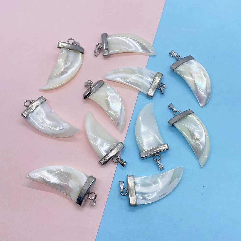 

White Big Chili Natural Sea Water Shell Pendant DIY Women Necklace Charms Jewelry Making Accessory Dainty Horns Shape Sea Shell