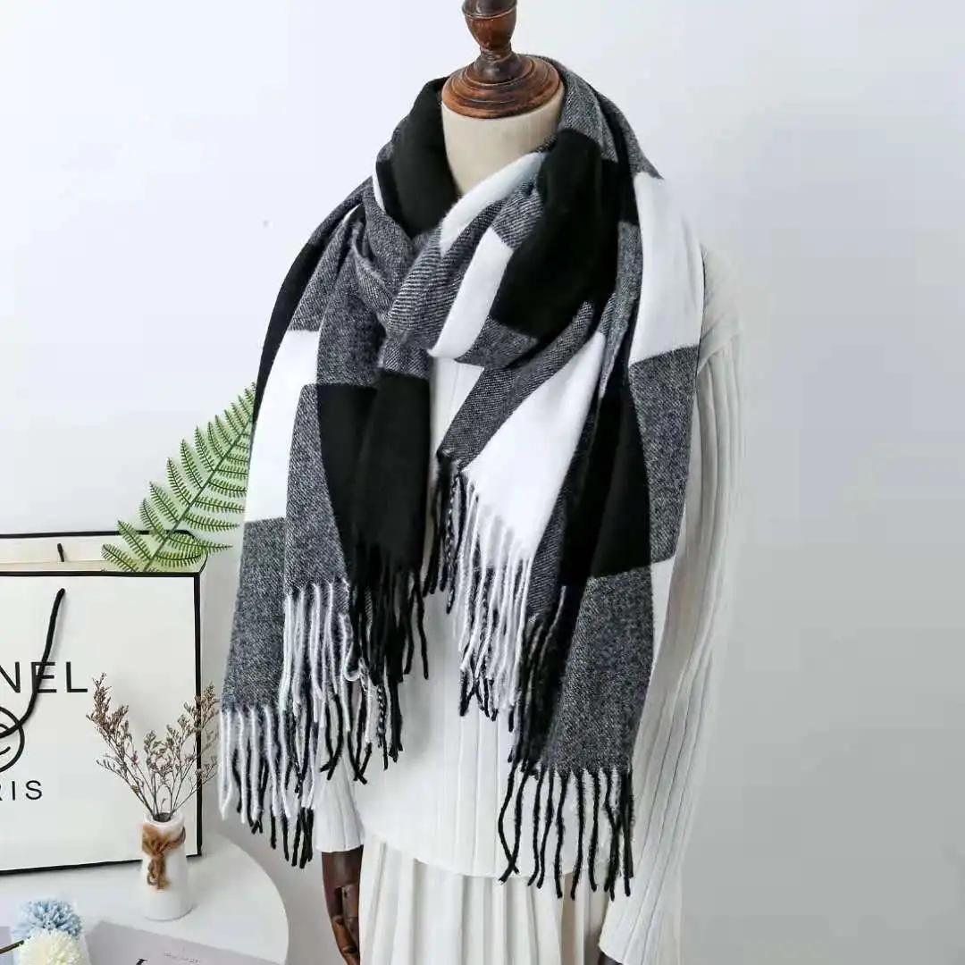 

New brand cashmere scarf Fashion temperament versatile double-sided cold-proof and warm tassel plaid scarf Shawl headscarf SP220