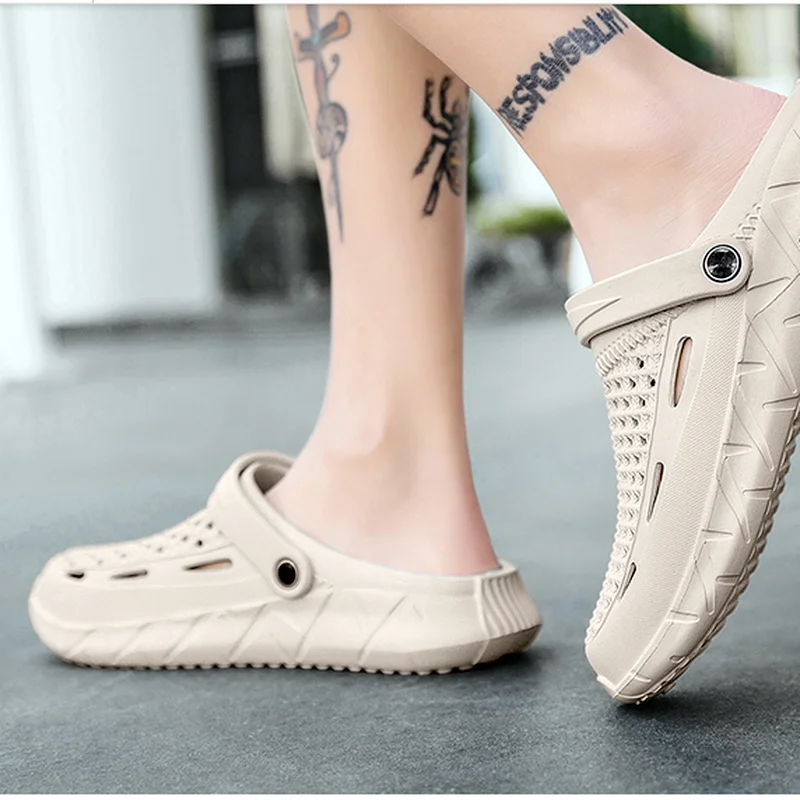 

2021 Summer New Sandy Beach Casual Men Sandals Slides Hole Shoes Breathable Slippers Men Light Weight Non-slip Sandals Couples