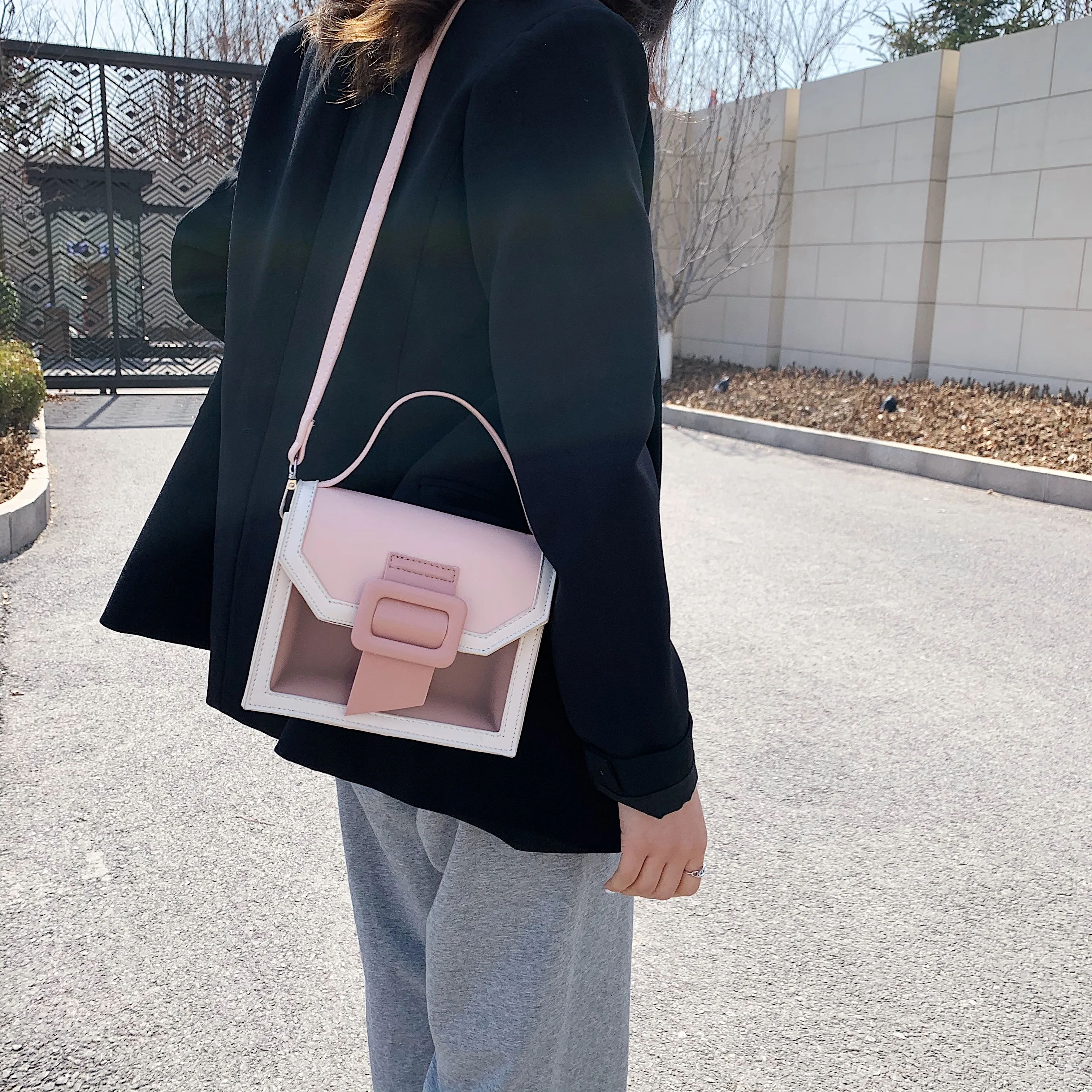 Сумка-мессенджер из искусственной кожи контрастных цветов для женщин 2020