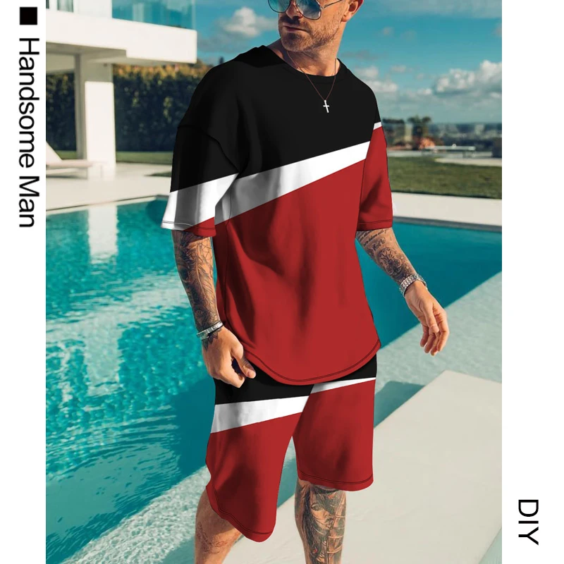 

NEW 2021 Summer Male Casual Suit Simple Type Men's T-shirt Short Sleeve+Shorts Match Same Color Variety Clown Oversized Smiley