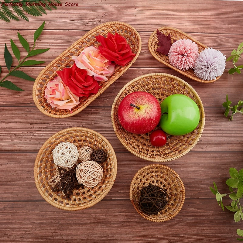 

Hand-Woven Round Storage Basket Bread Fruits Box Vegetable Organizer Rattan